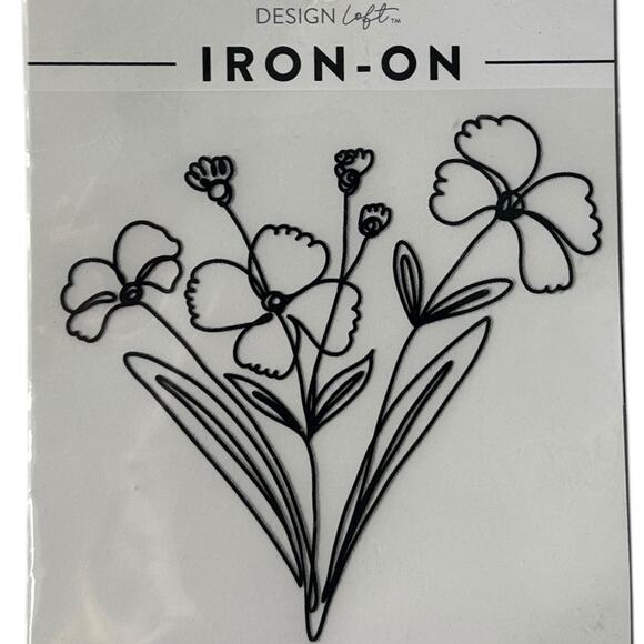 Design Loft iron-on heat transfer floral-themed iron-on decal wearable art - Picture 3 of 3